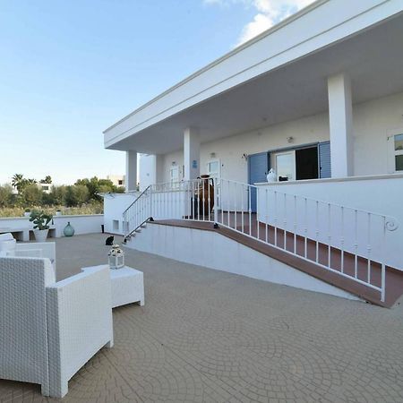La Caletta Bed And Breakfast Torre Santa Sabina Exterior foto