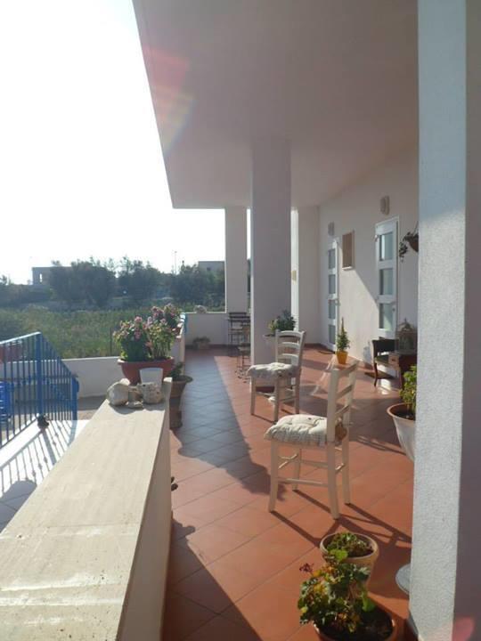 La Caletta Bed And Breakfast Torre Santa Sabina Exterior foto